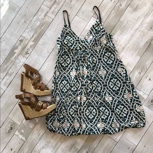 🌸Sweet Strappy Hawaiian Dress🌸